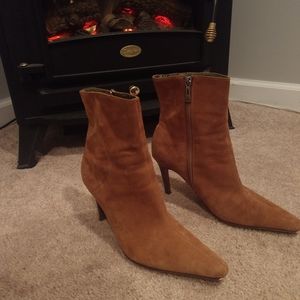 Valerie Stevens Suede Boots